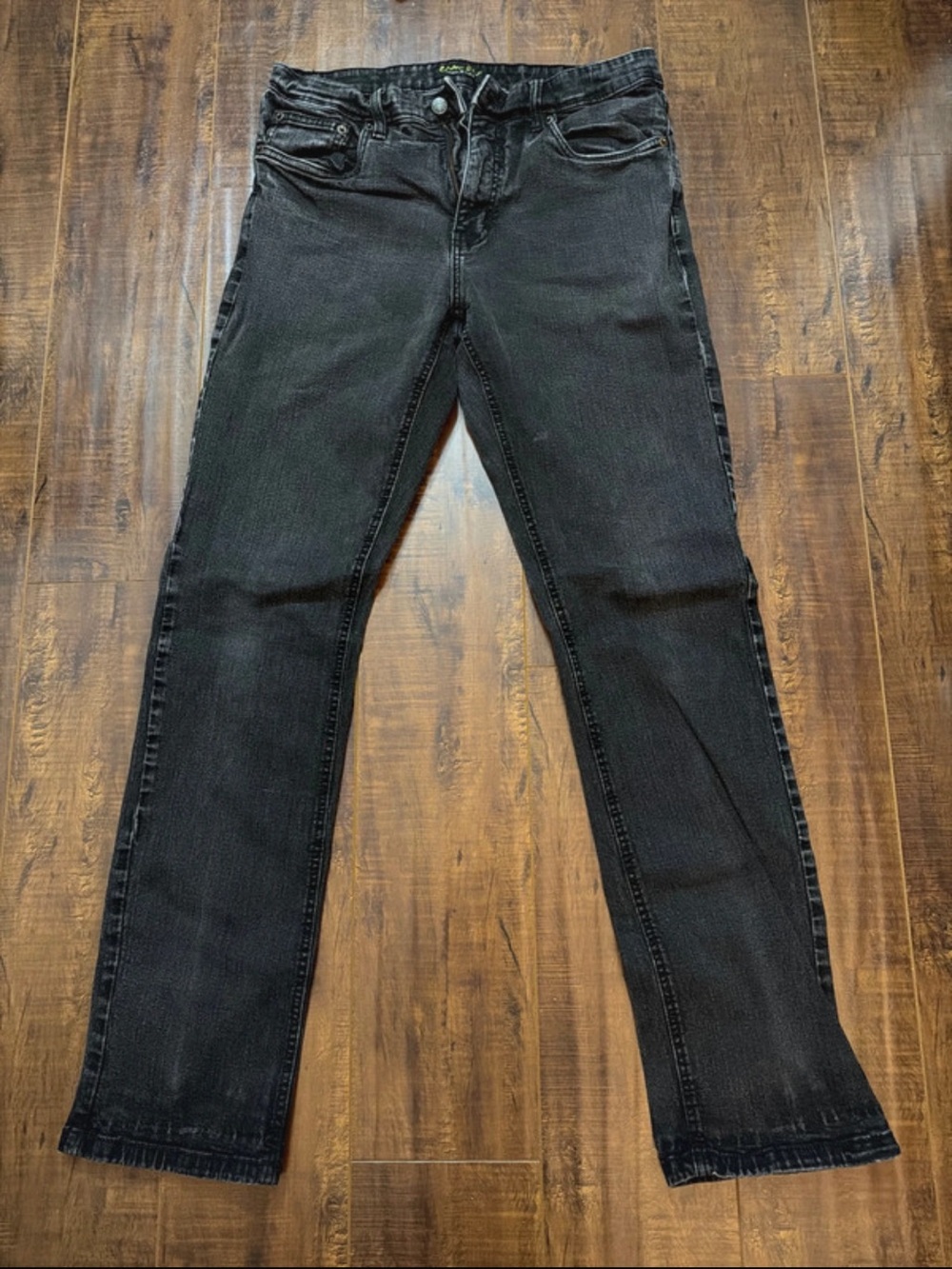 Men's Black Straight-Leg Jeans - Classic Everyday Fit